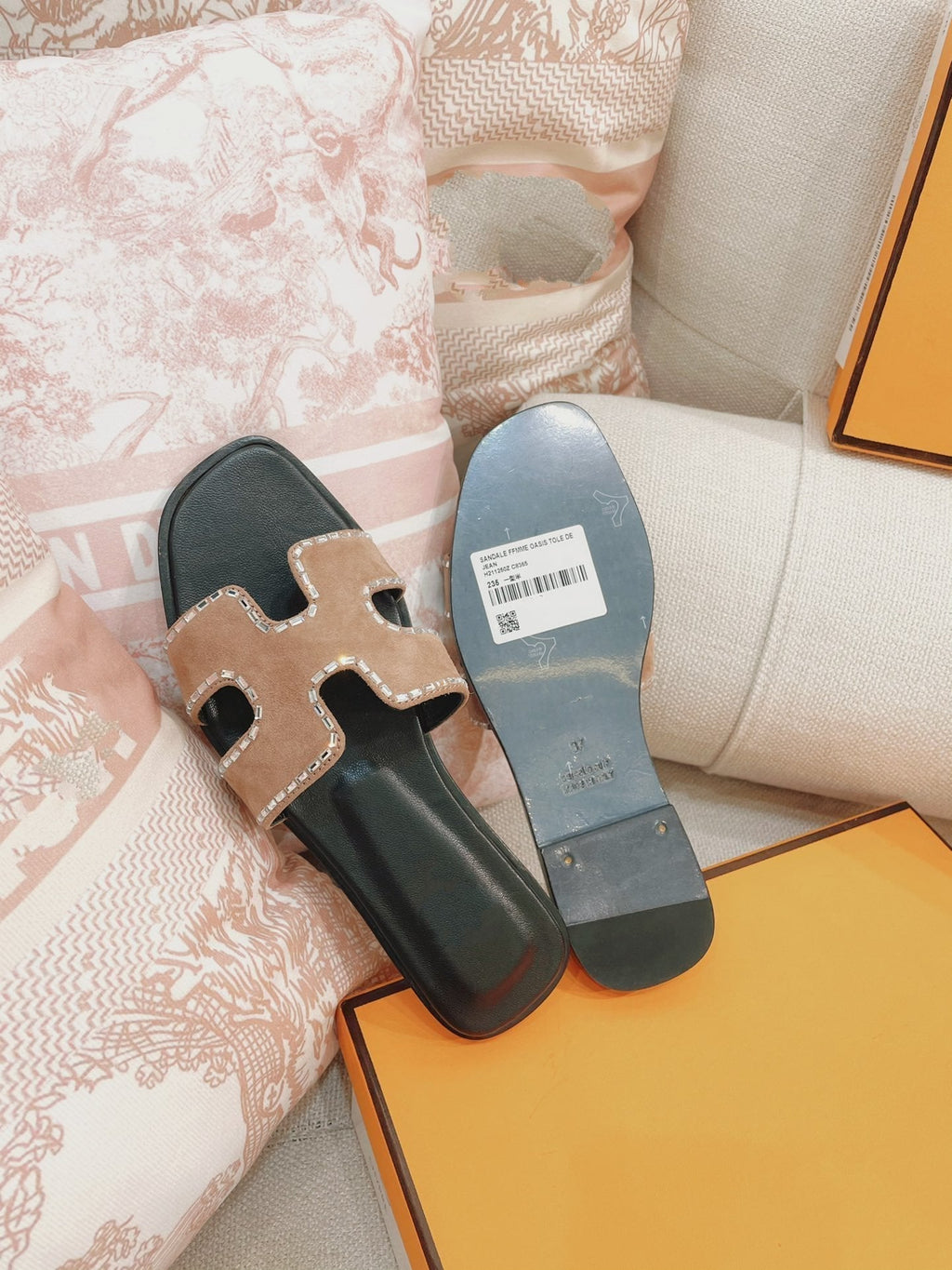 0ran Sandal Calfskin Rhinestone Brown