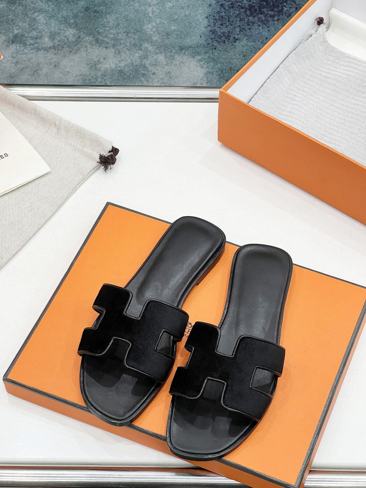 0ran sandal black velvet goatskin